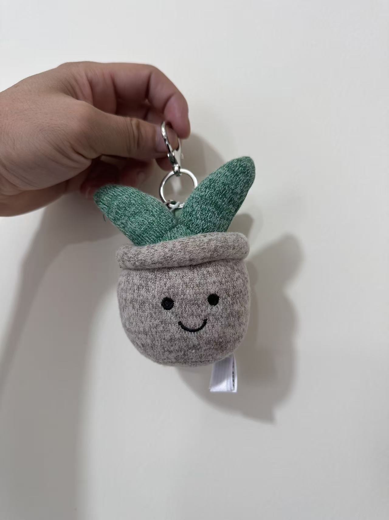 Gantungan kunci boneka mewah m - Anime Merchandise Bag ulasan dan harga